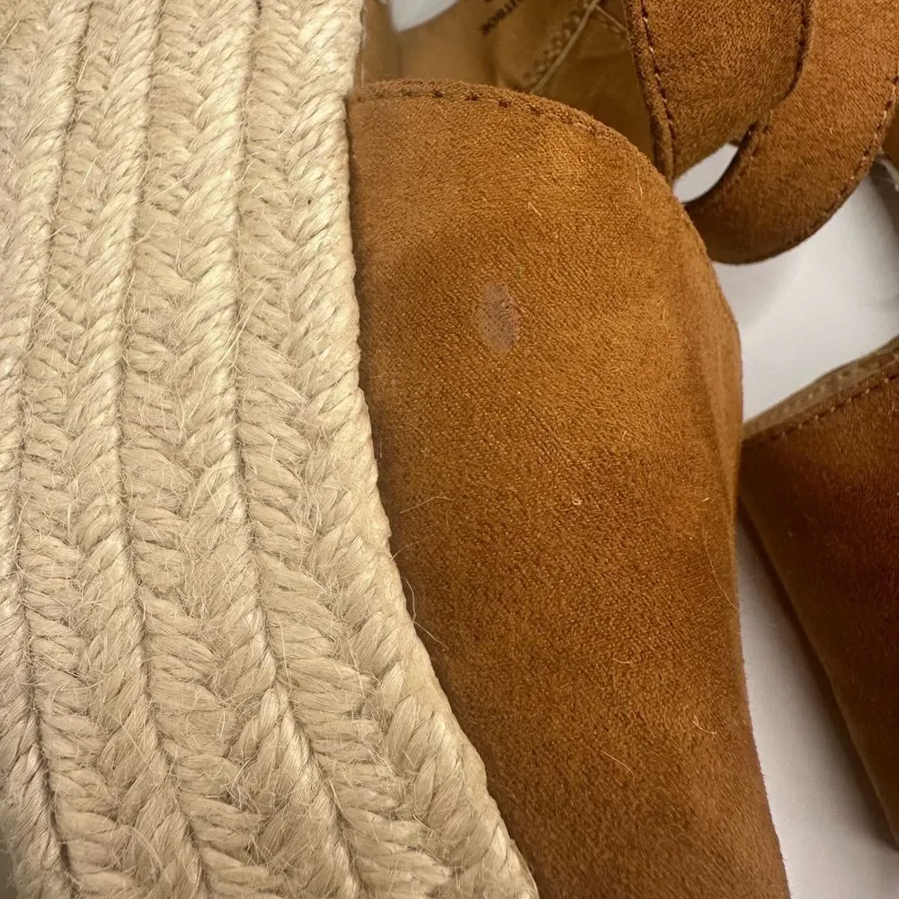 Universal Tread Cognac Morgan Tan Faux Suede Espadrille Wedges Size 9.5